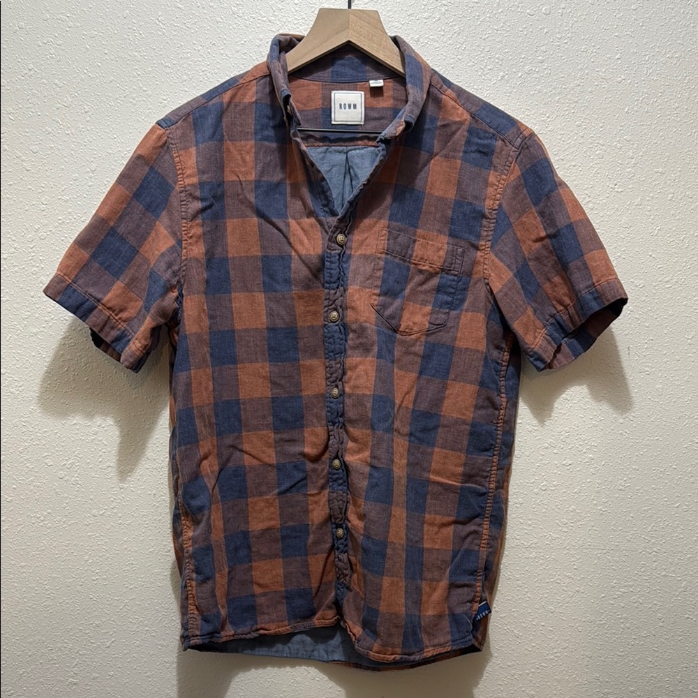 ROWM Men's Blue and Brown Plaid Shirt, Size M